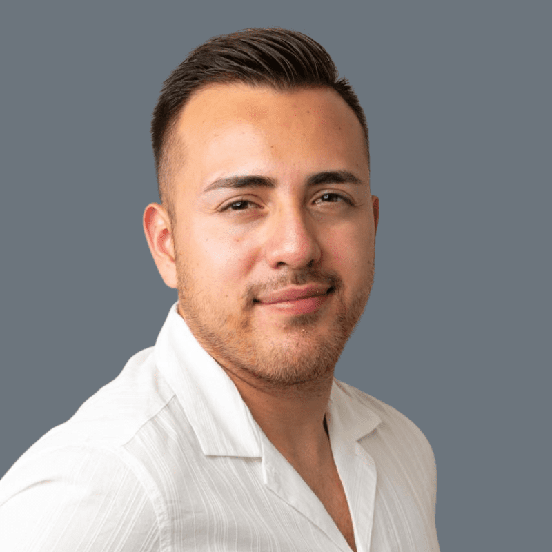 About Ricardo Delgado